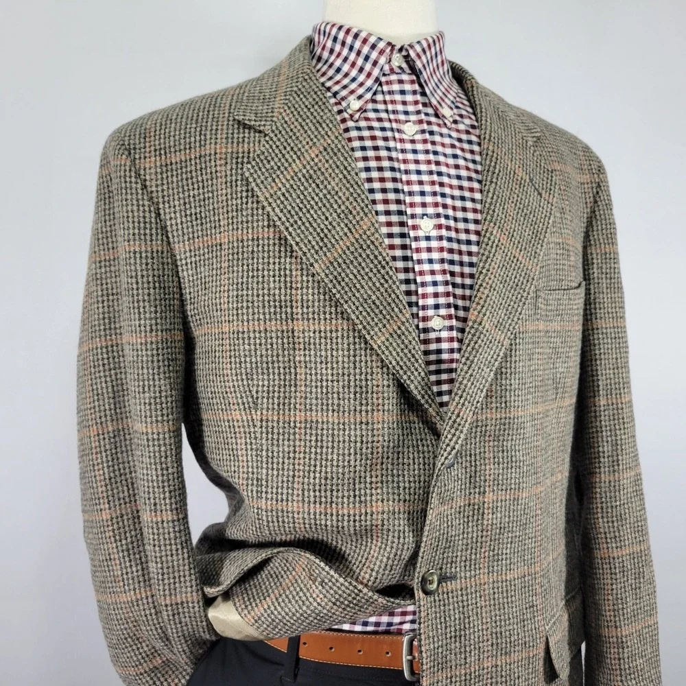 Hunt Club Men's Sport Coat Blazer Three Button Tweed Brown Plaid Wool Size 44L‎